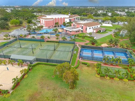 181 Lyndhurst L Deerfield Beach FL 33442
