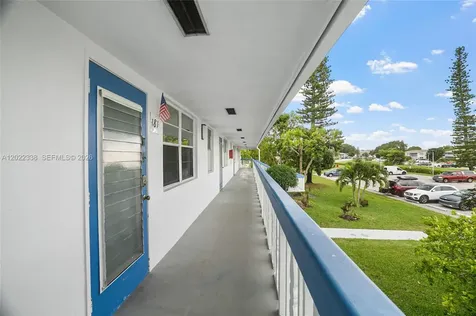 181 Lyndhurst L Deerfield Beach FL 33442