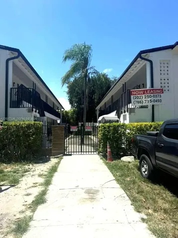 2030 SW 3rd Avenue Miami FL 33129