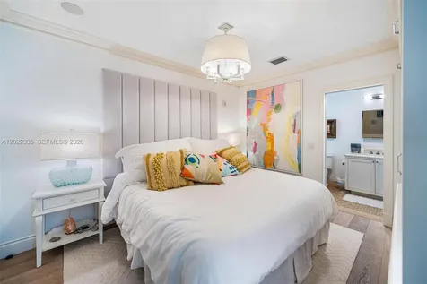 1130 Venetian Way Miami Beach FL 33139