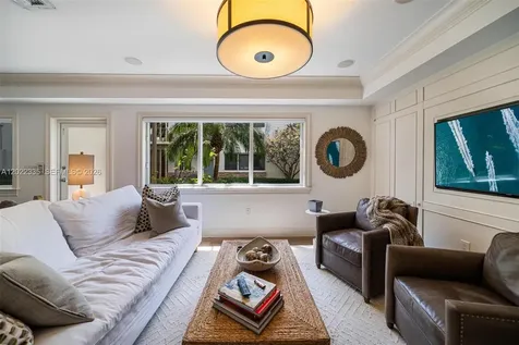 1130 Venetian Way Miami Beach FL 33139