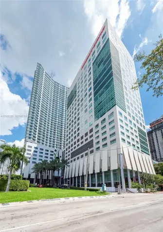 185 SW 7th Street Miami FL 33130