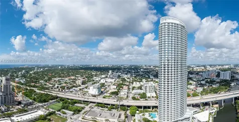 185 SW 7th Street Miami FL 33130
