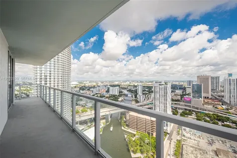 185 SW 7th Street Miami FL 33130