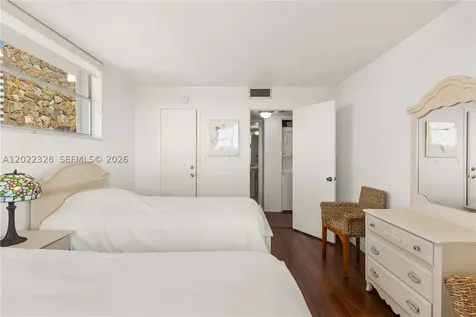 210 Sea View Drive Key Biscayne FL 33149