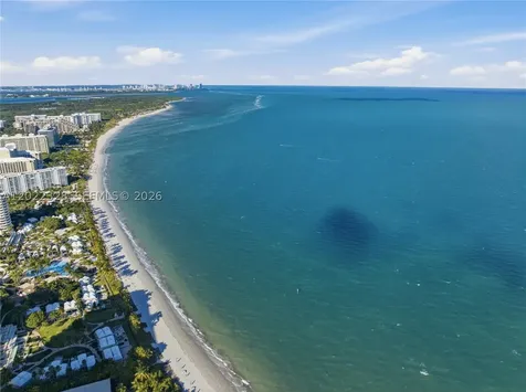 210 Sea View Drive Key Biscayne FL 33149