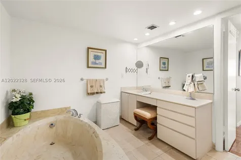 210 Sea View Drive Key Biscayne FL 33149