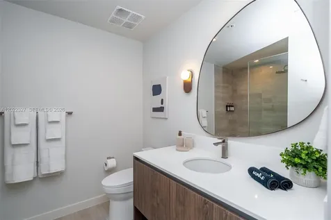 1611 SW 2nd Avenue Miami FL 33129