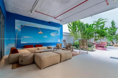 1611 SW 2nd Avenue Miami FL 33129