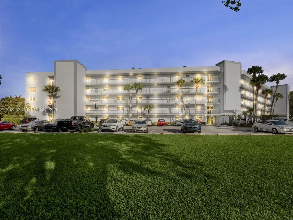6400 NW 2nd Avenue Boca Raton FL 33487