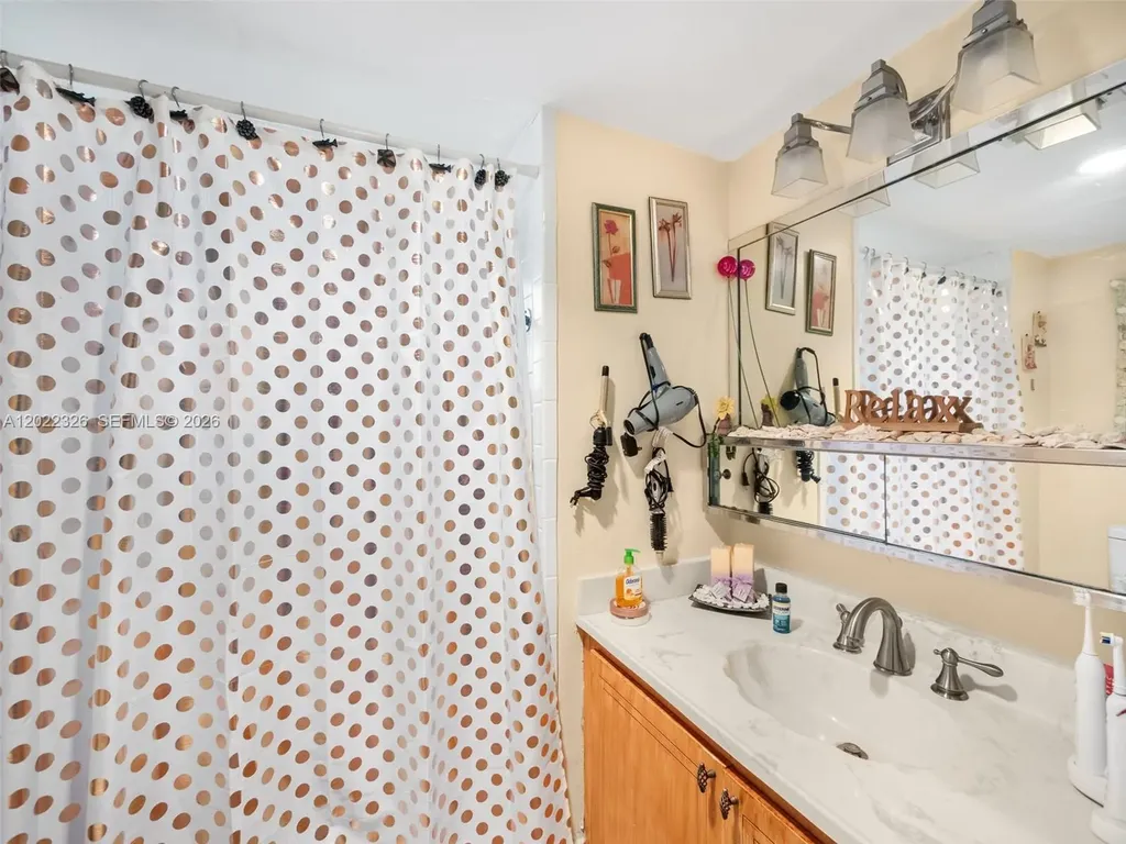 6400 NW 2nd Avenue Boca Raton FL 33487