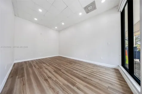 17225 S Dixie Highway Palmetto Bay FL 33157