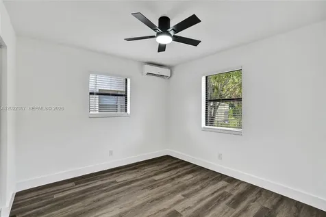 733 NW 15th Terrace Fort Lauderdale FL 33311