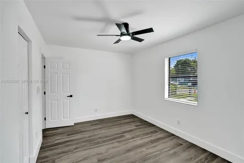 733 NW 15th Terrace Fort Lauderdale FL 33311