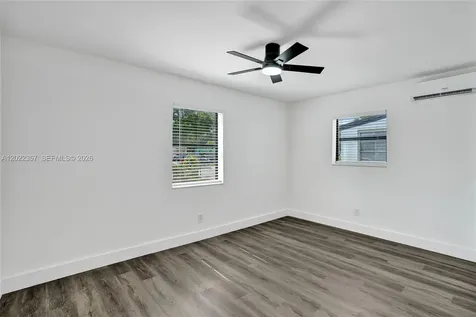 733 NW 15th Terrace Fort Lauderdale FL 33311