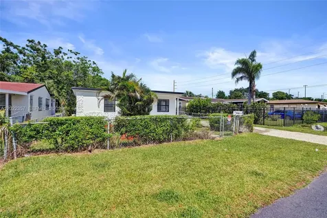 733 NW 15th Terrace Fort Lauderdale FL 33311