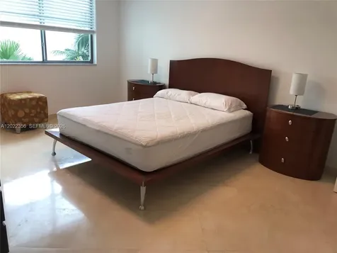110 Washington Avenue Miami Beach FL 33139