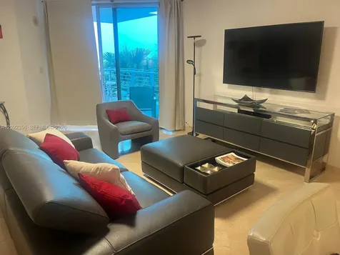 110 Washington Avenue Miami Beach FL 33139