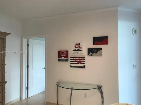 110 Washington Avenue Miami Beach FL 33139