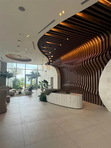 700 NE 24 Miami FL 33137