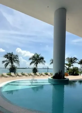 700 NE 24 Miami FL 33137