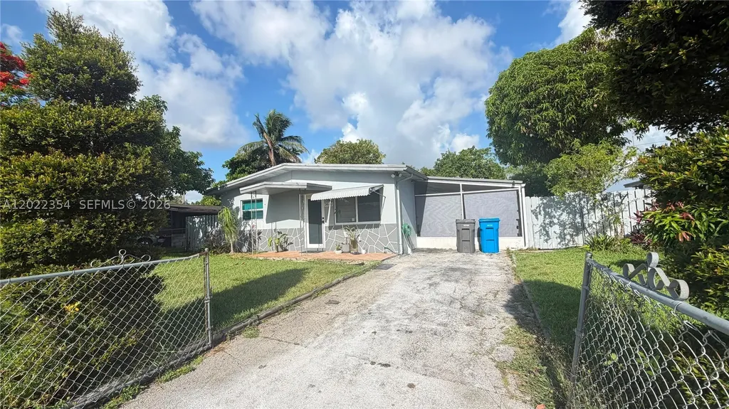 3610 SW 39th Avenue West Park FL 33023