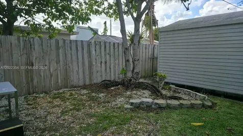 3610 SW 39th Avenue West Park FL 33023