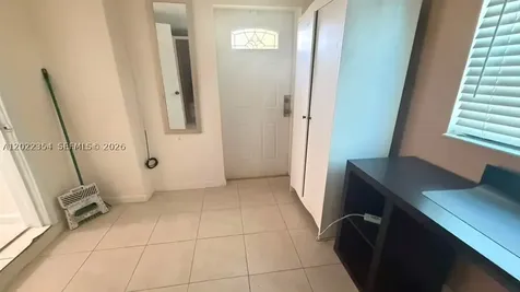 3610 SW 39th Avenue West Park FL 33023