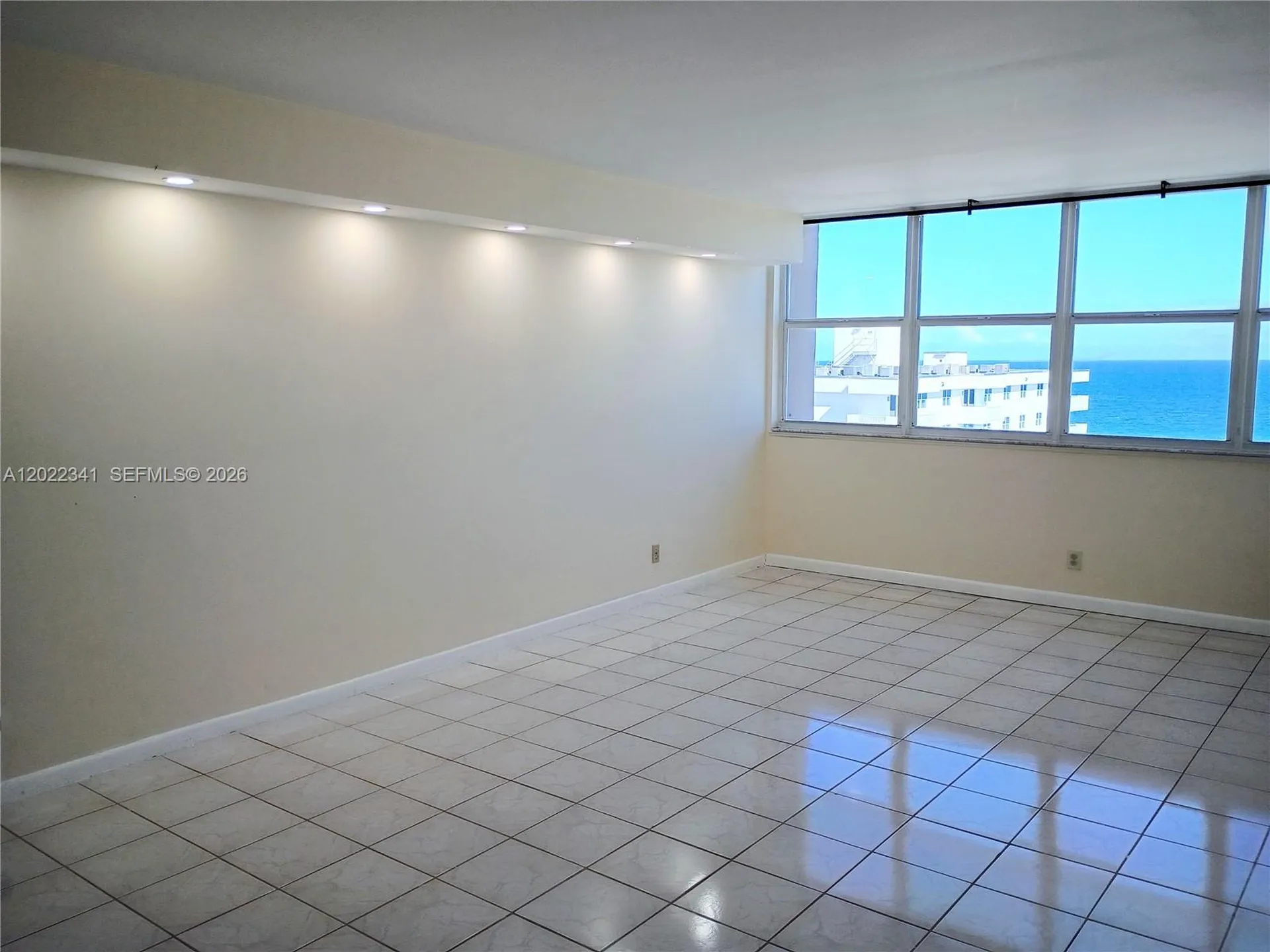 1410 S Ocean Drive Hollywood FL 33019