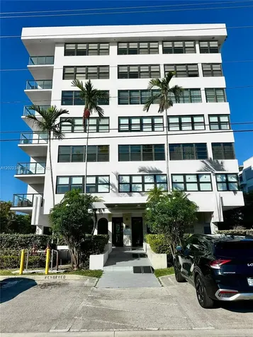 9180 W Bay Harbor Drive Bay Harbor Islands FL 33154