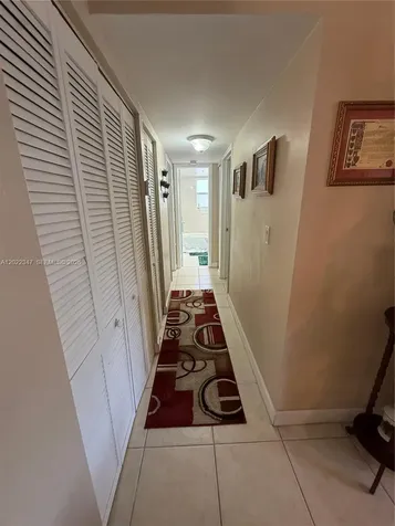1725 W 60th Street Hialeah FL 33012