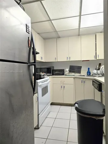 900 SW 104th Court Miami FL 33174