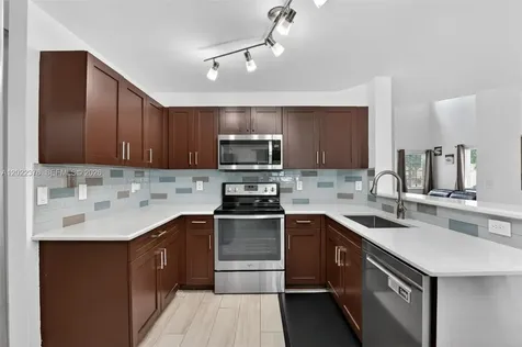 1235 SW 46th Terrace Deerfield Beach FL 33442