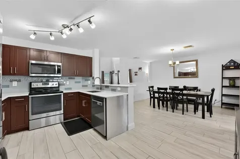 1235 SW 46th Terrace Deerfield Beach FL 33442