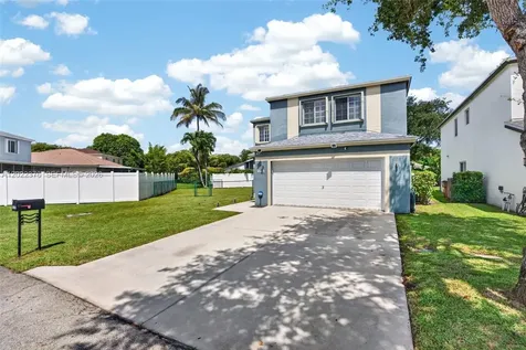 1235 SW 46th Terrace Deerfield Beach FL 33442