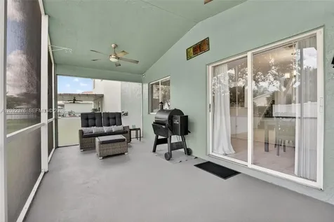 1235 SW 46th Terrace Deerfield Beach FL 33442