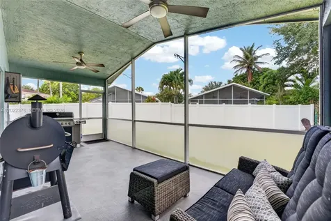 1235 SW 46th Terrace Deerfield Beach FL 33442