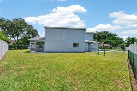 1235 SW 46th Terrace Deerfield Beach FL 33442