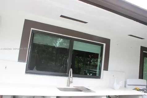 6371 SW 109th Court Miami FL 33173