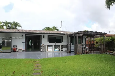 6371 SW 109th Court Miami FL 33173