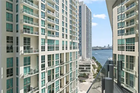 300 Biscayne Blvd Way Miami FL 33131