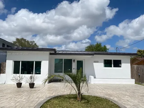 6561 SW 30th Street Miami FL 33155
