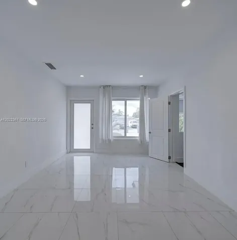6561 SW 30th Street Miami FL 33155