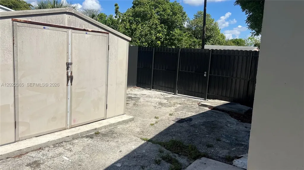 2330 NW 13th Street Fort Lauderdale FL 33311