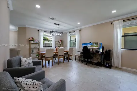 589 SE 34th Terrace Homestead FL 33033