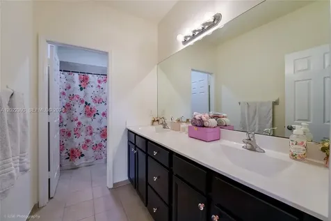 589 SE 34th Terrace Homestead FL 33033