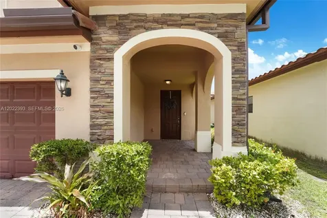 589 SE 34th Terrace Homestead FL 33033