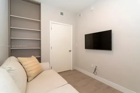 488 NE 18th Street Miami FL 33132