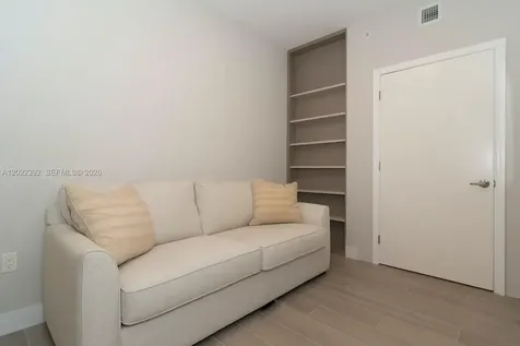488 NE 18th Street Miami FL 33132