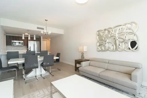 488 NE 18th Street Miami FL 33132
